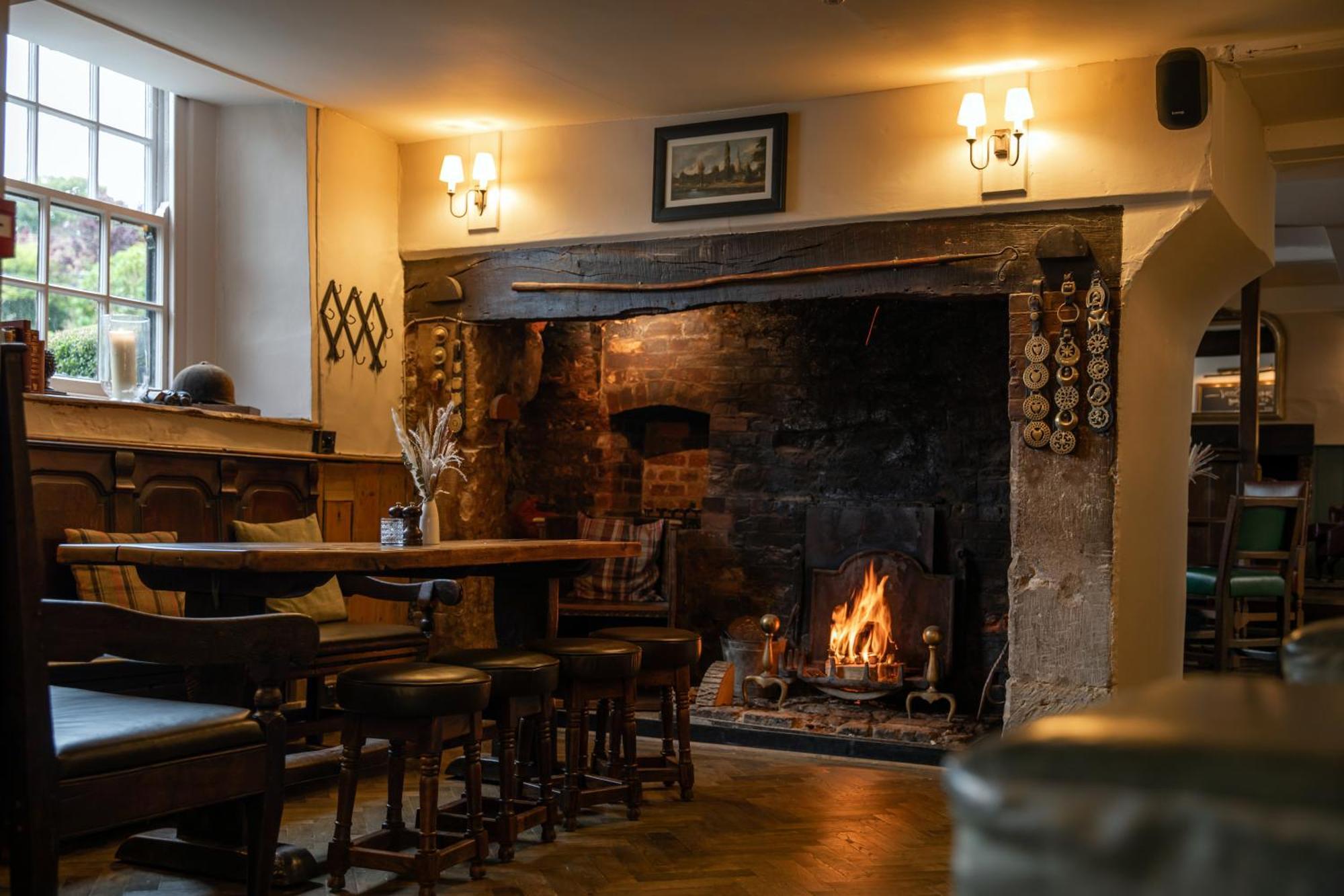 The Lamb Inn Hindon Exterior photo