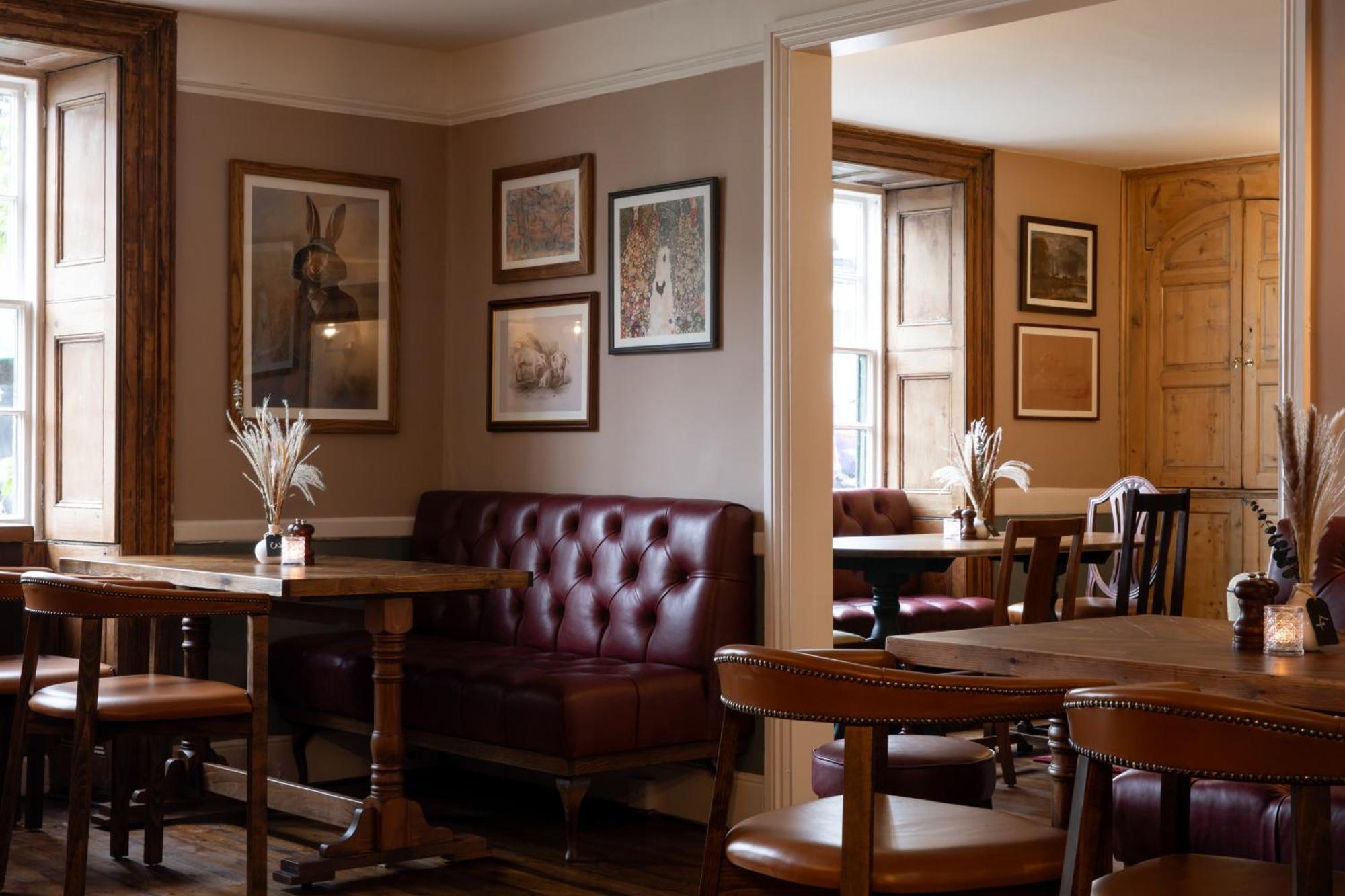 The Lamb Inn Hindon Exterior photo